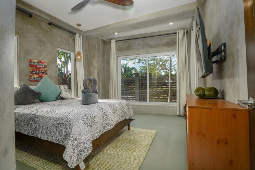 Conmigo Villas South