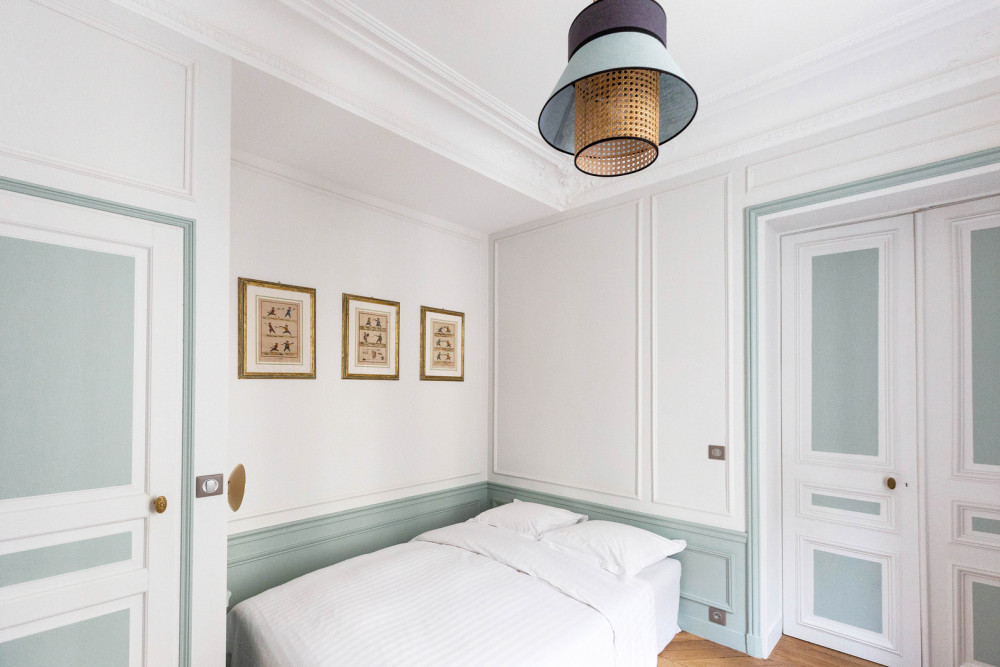 Classical Features in the 9th