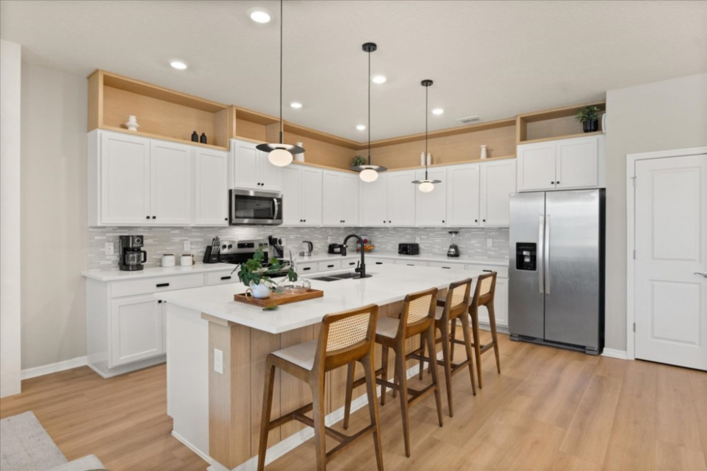 Windsor Cay 66