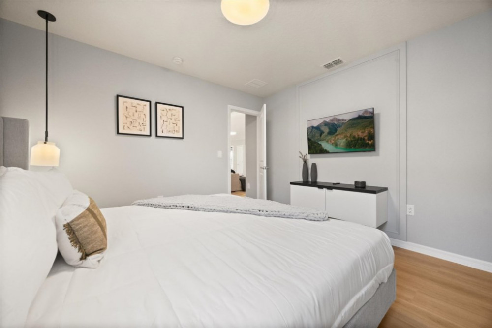 Windsor Cay 66