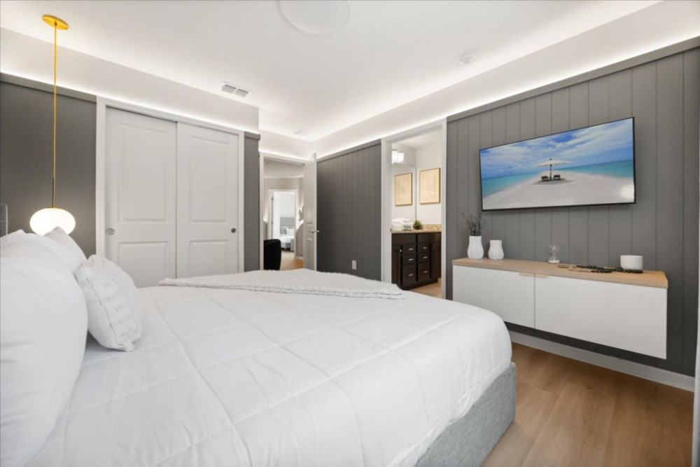Windsor Cay 66