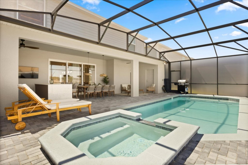 Windsor Cay 66