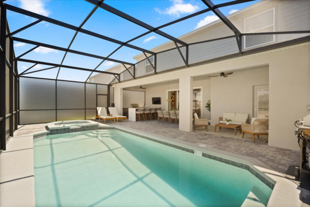 Windsor Cay 66