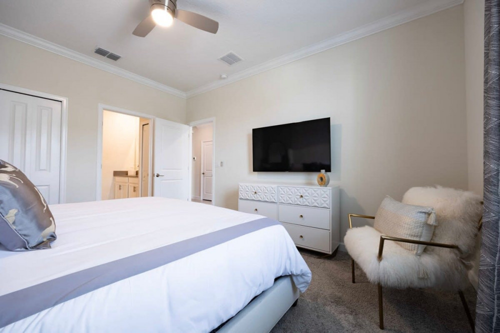 Storey Lake Resort 406