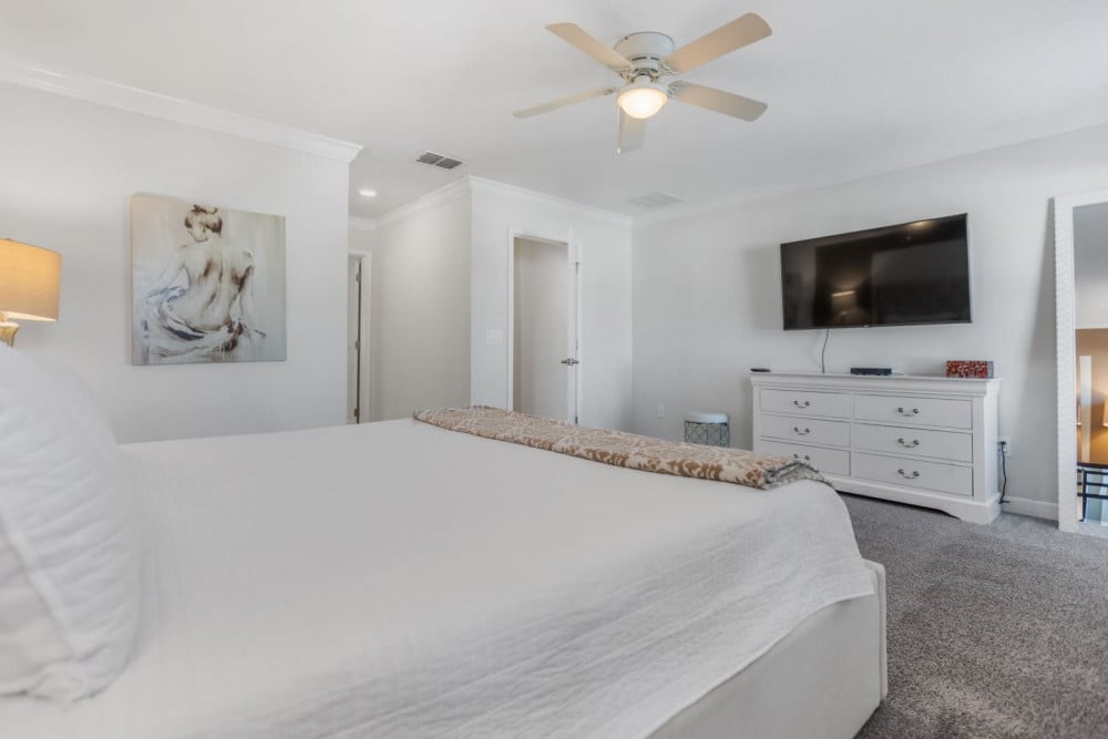 Storey Lake Resort 407