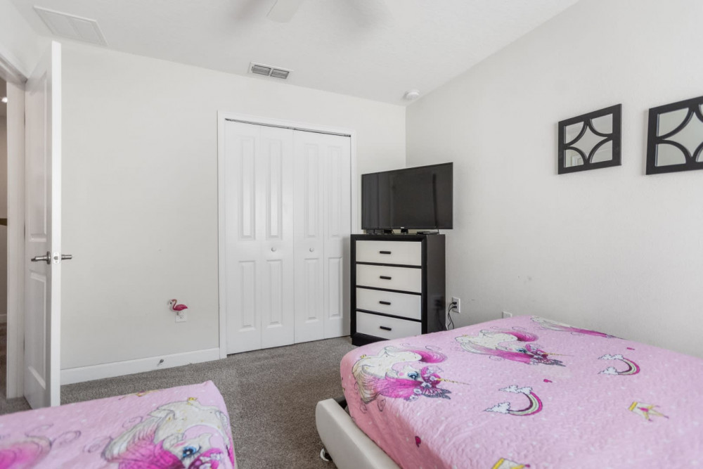 Storey Lake Resort 407