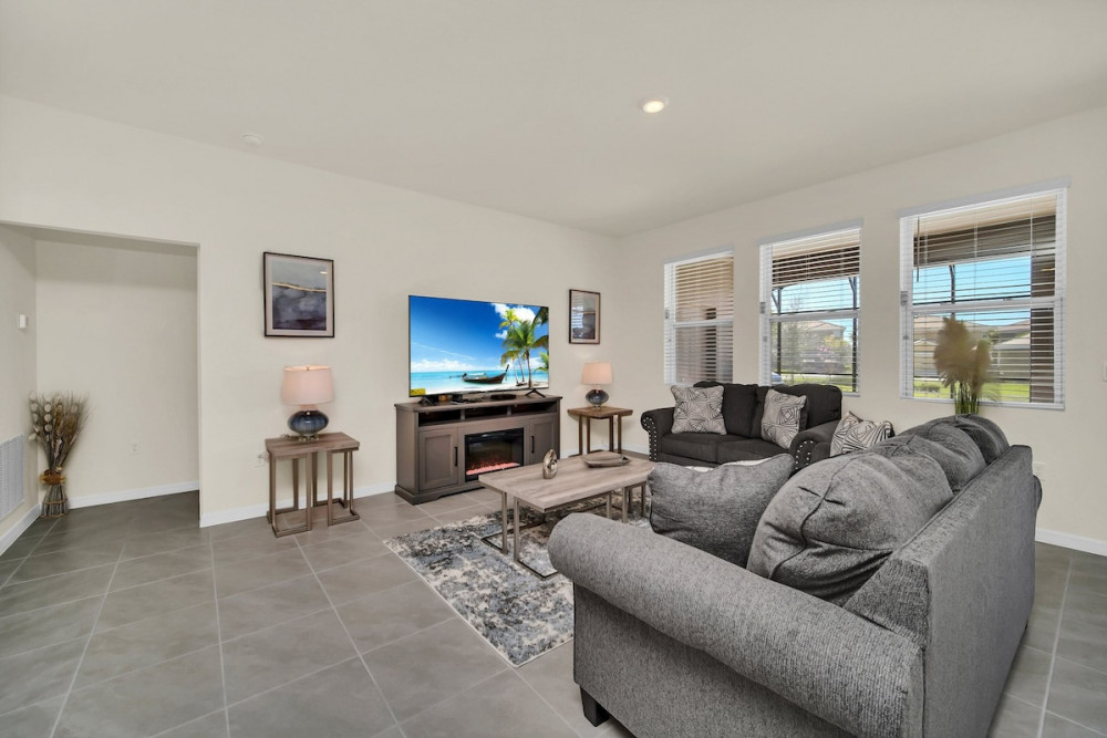 Solterra Resort 408