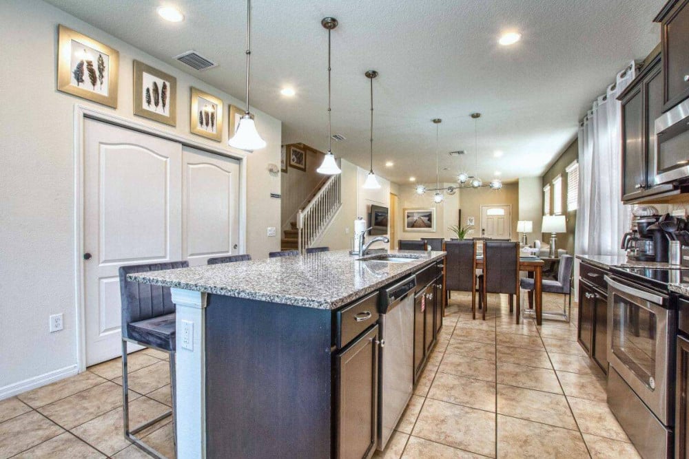 Windsor at Westside 800