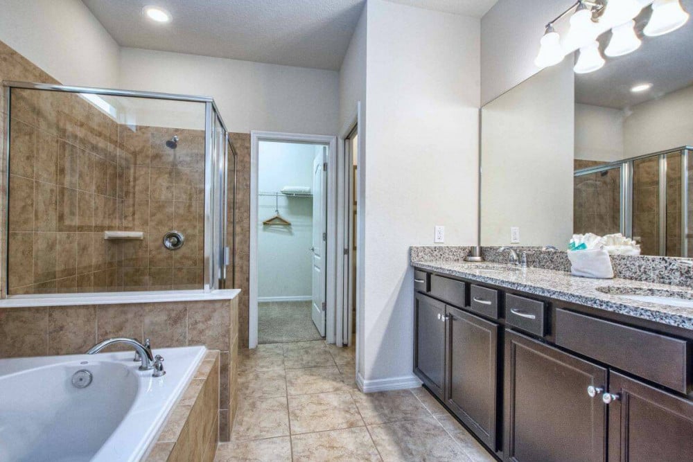 Windsor at Westside 800