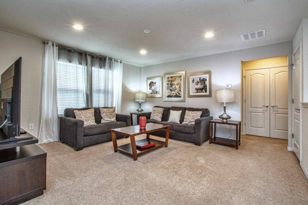 Windsor at Westside 800