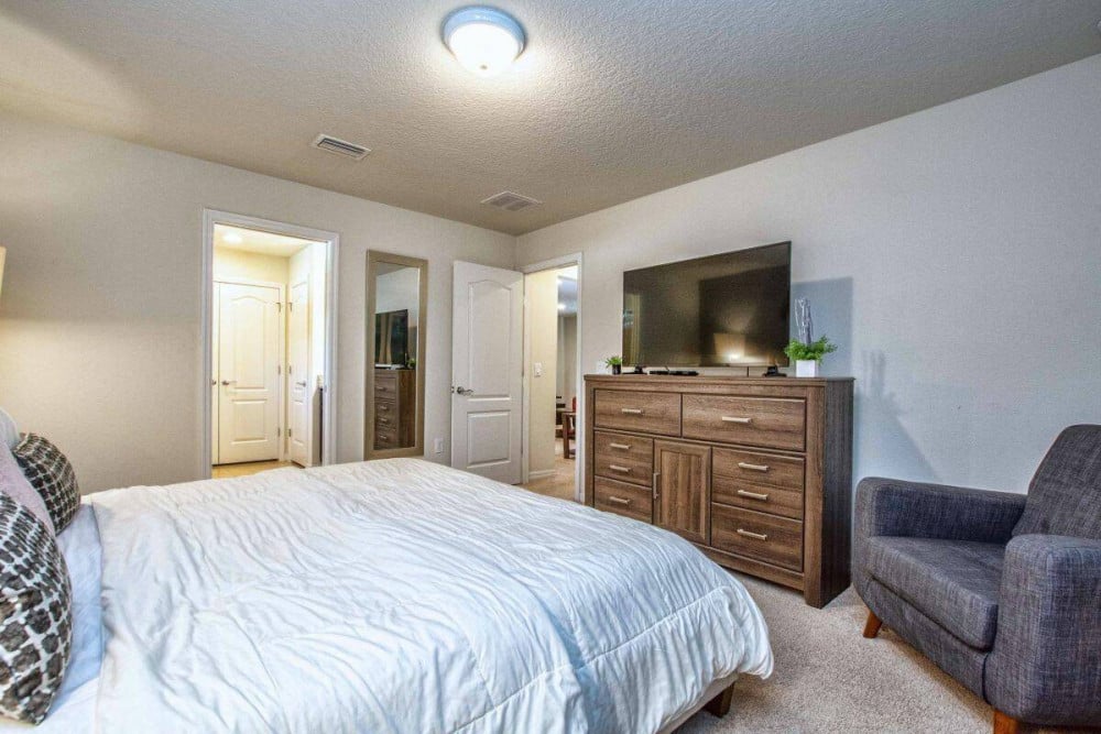 Windsor at Westside 800