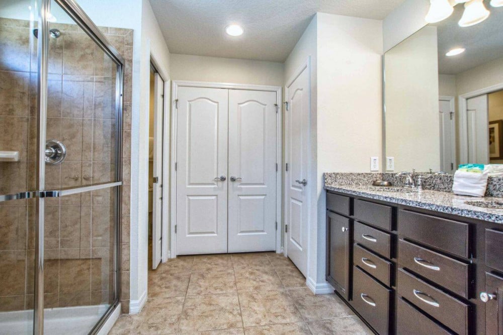 Windsor at Westside 800