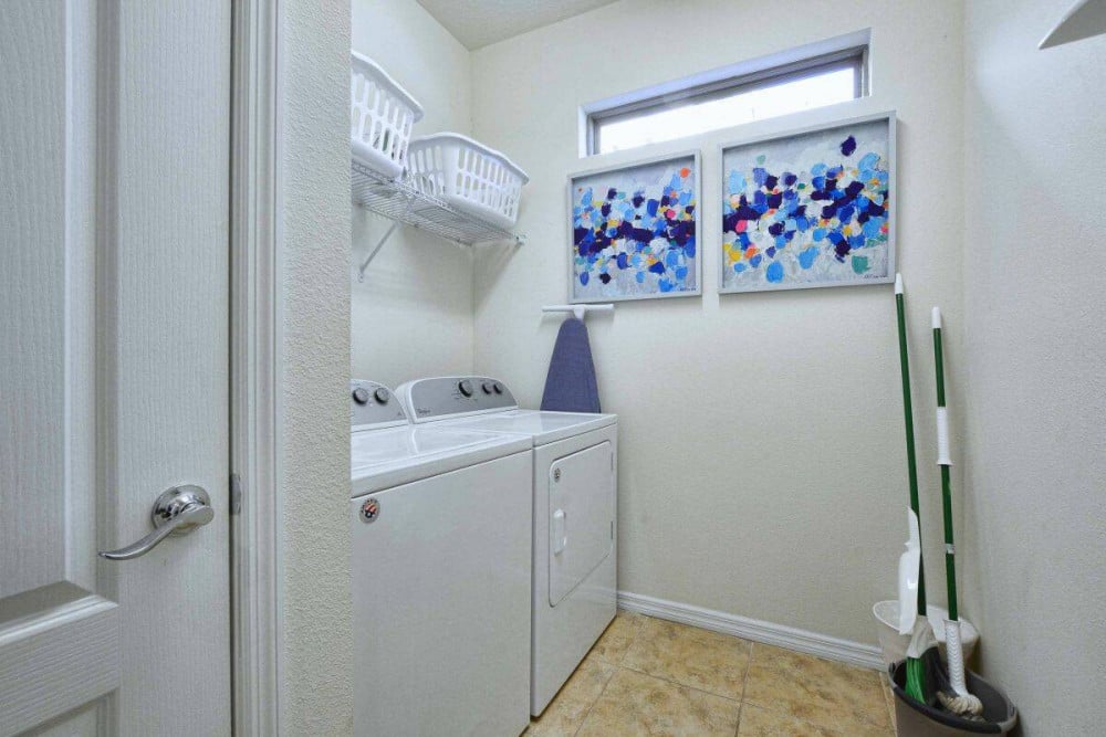 Windsor at Westside 800