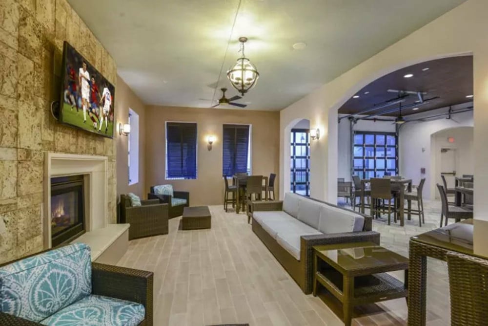 Windsor at Westside 800