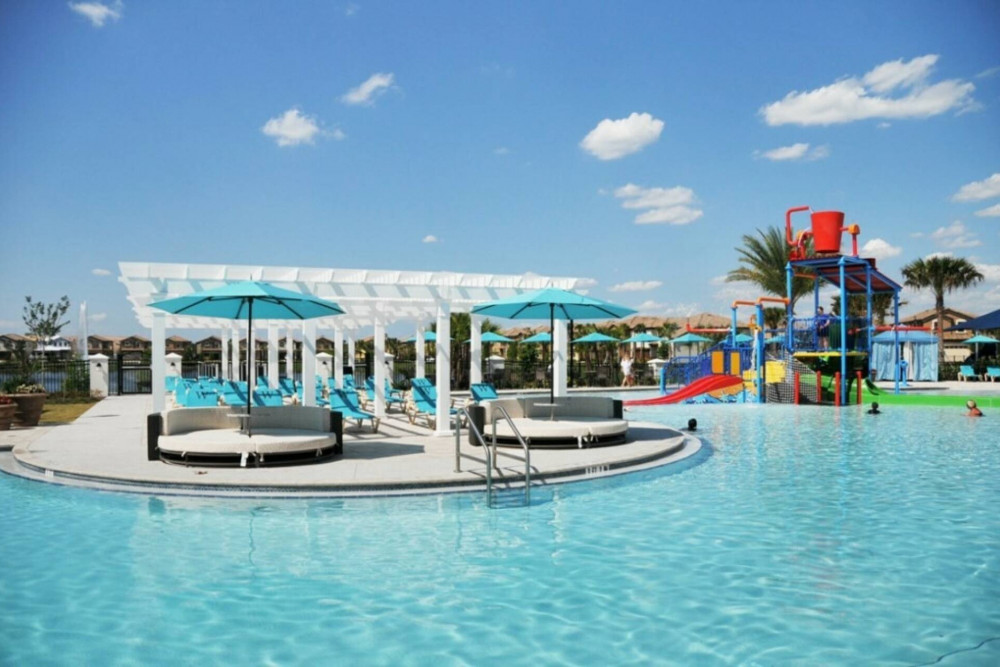 Windsor at Westside 800