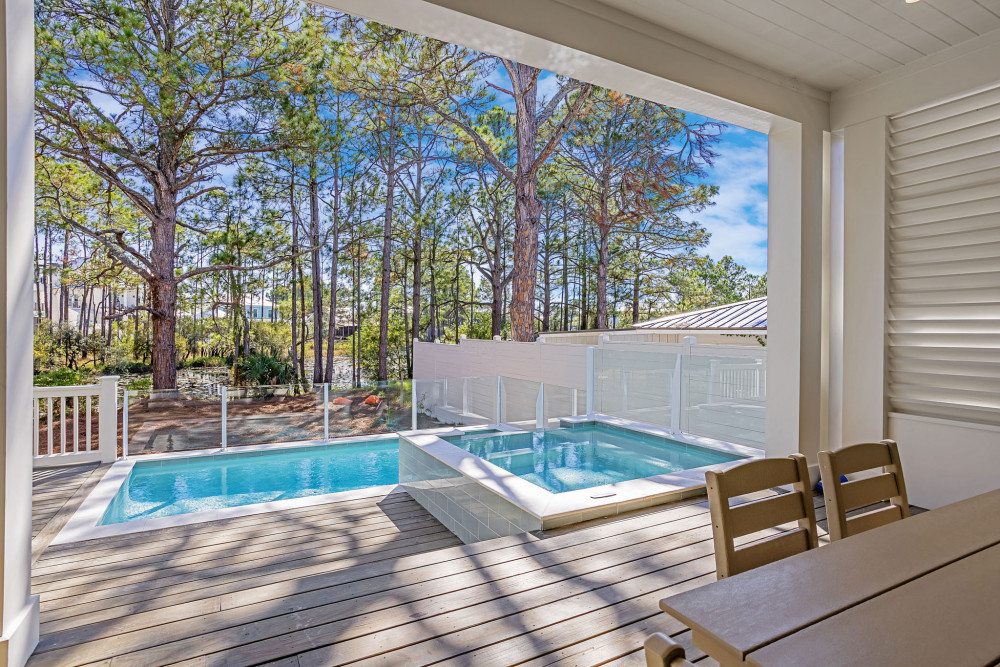Seagrove 82