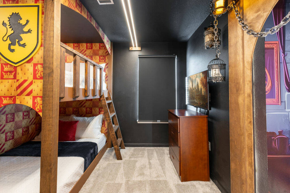 Windsor Cay 43