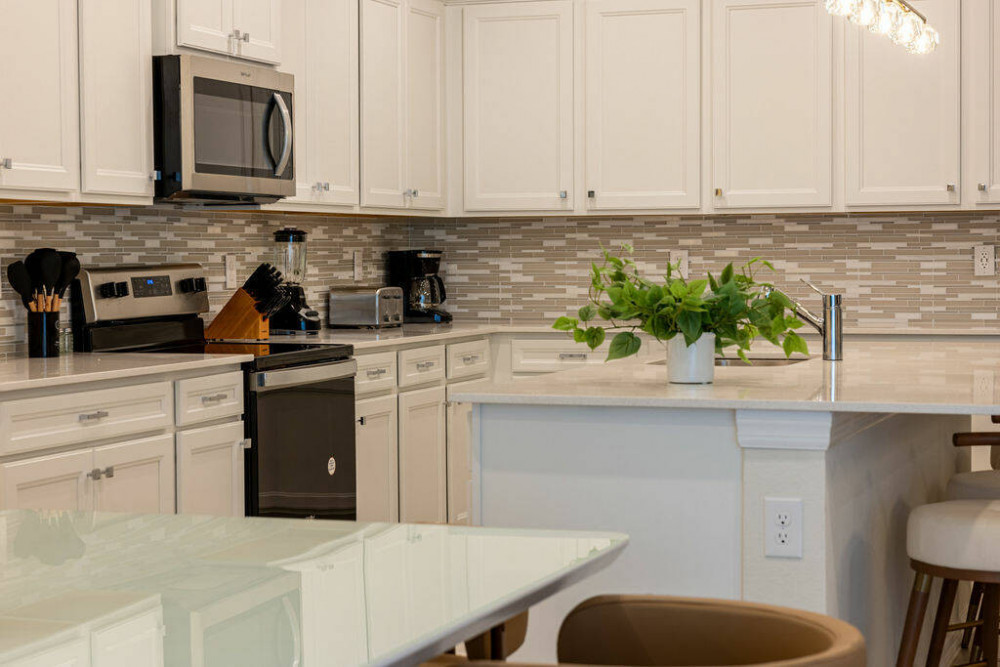 Windsor Cay 43