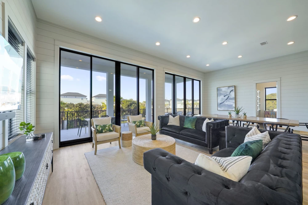 Miramar Beach 168