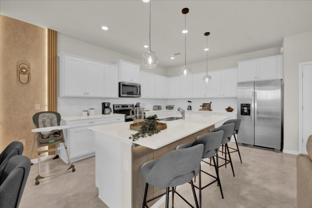 Windsor Cay 64
