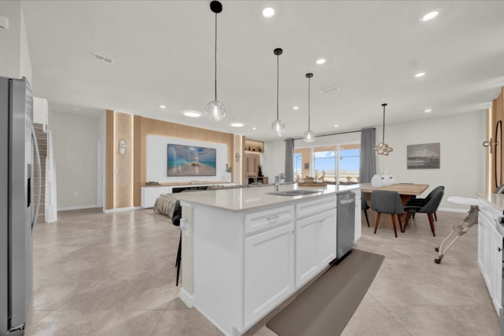 Windsor Cay 64