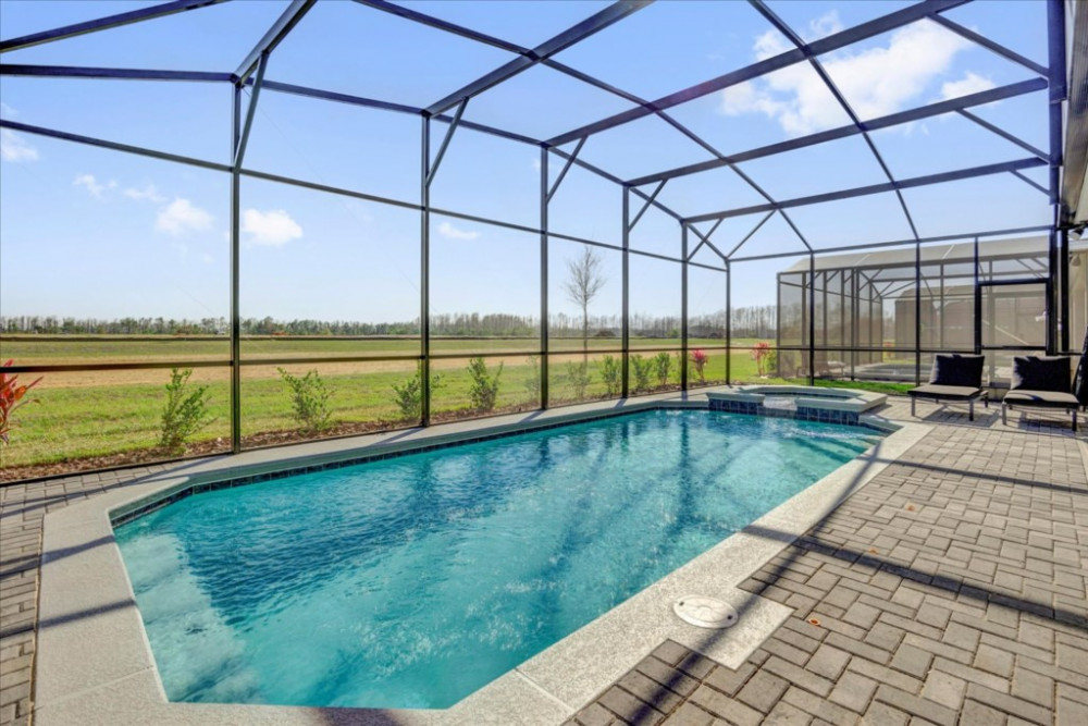 Windsor Cay 64