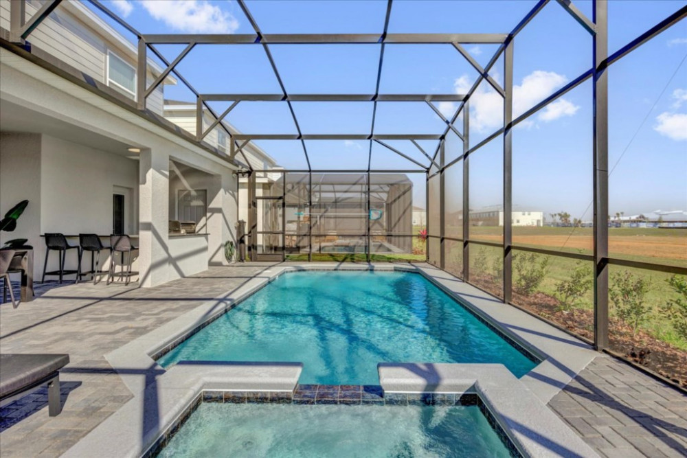 Windsor Cay 64