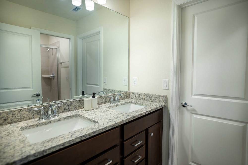 Windsor Cay 50