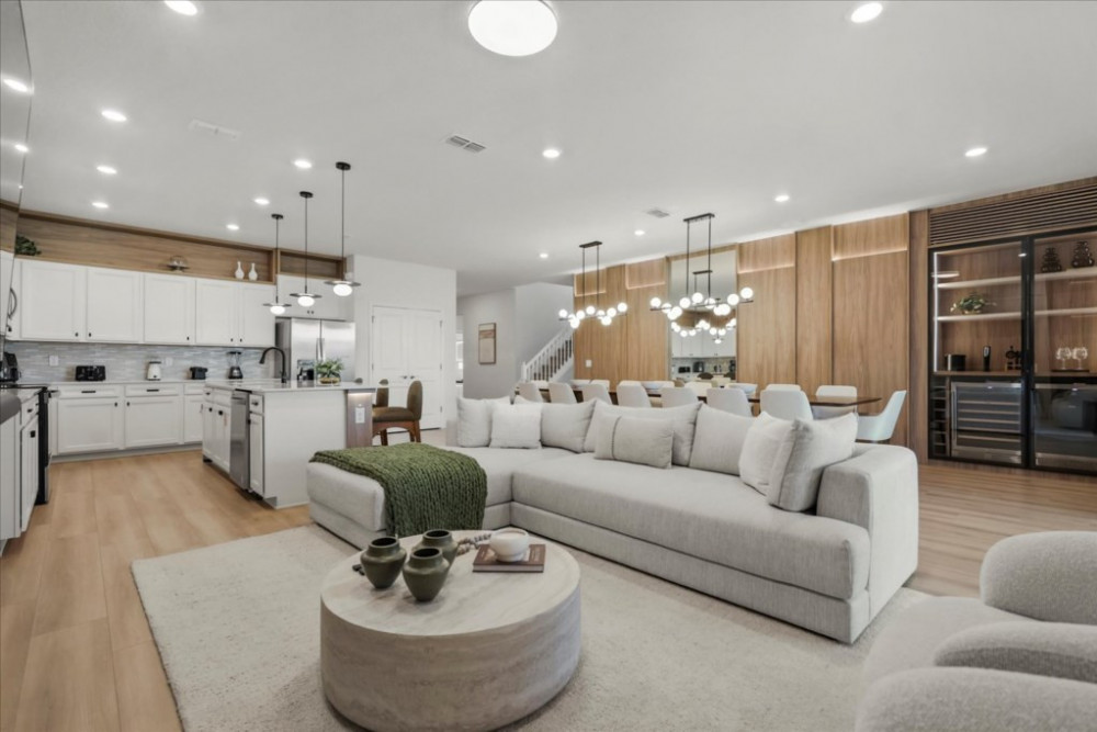 Windsor Cay 63