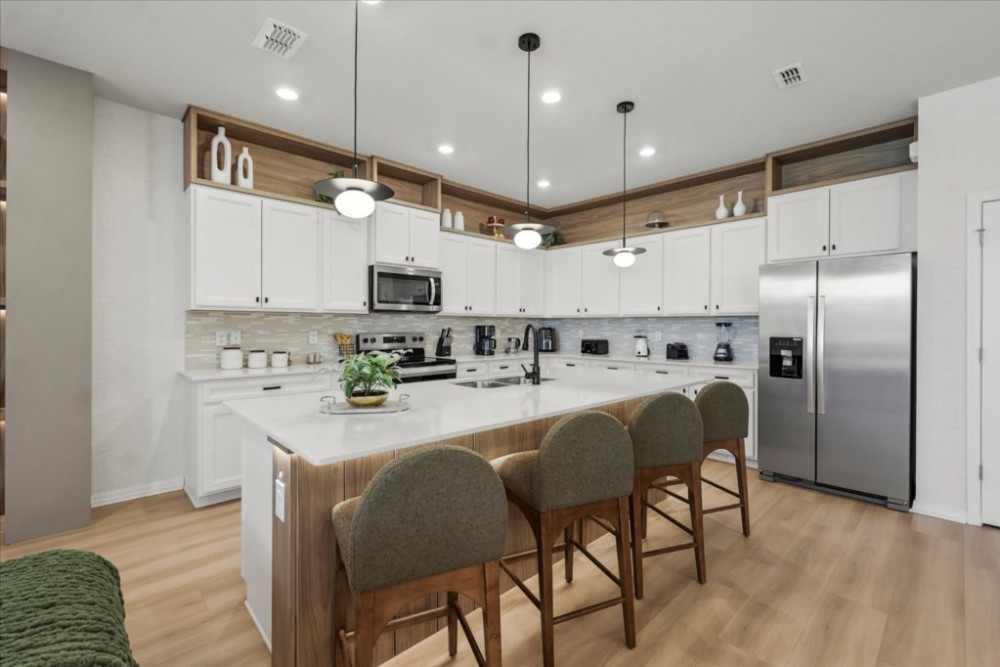 Windsor Cay 63