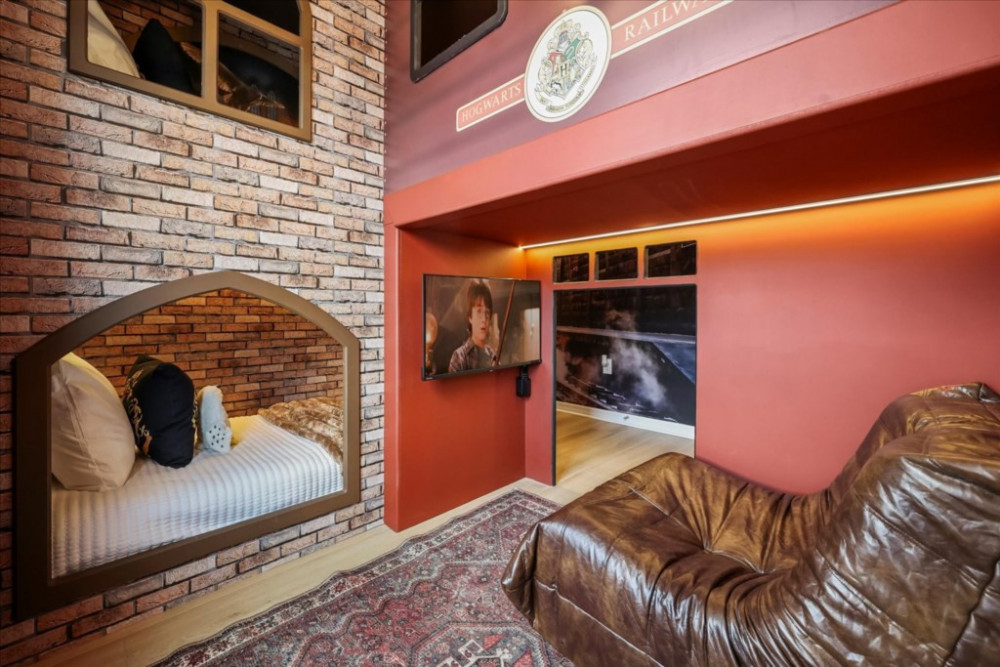 Windsor Cay 63