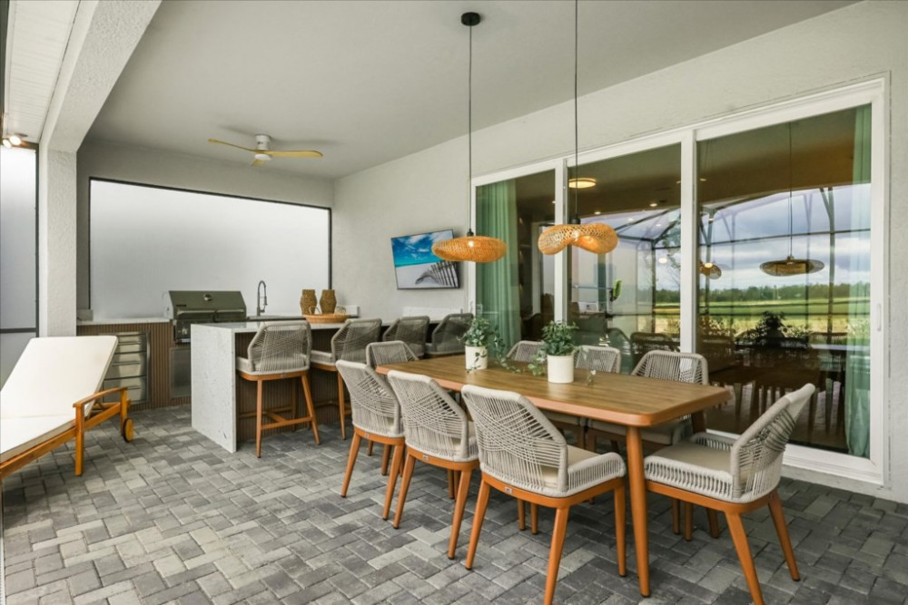 Windsor Cay 63