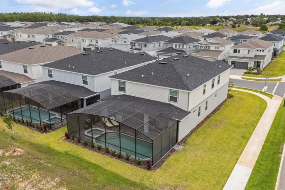 Windsor Cay 63