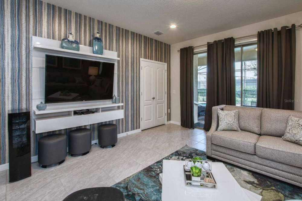 Windsor at Westside 311