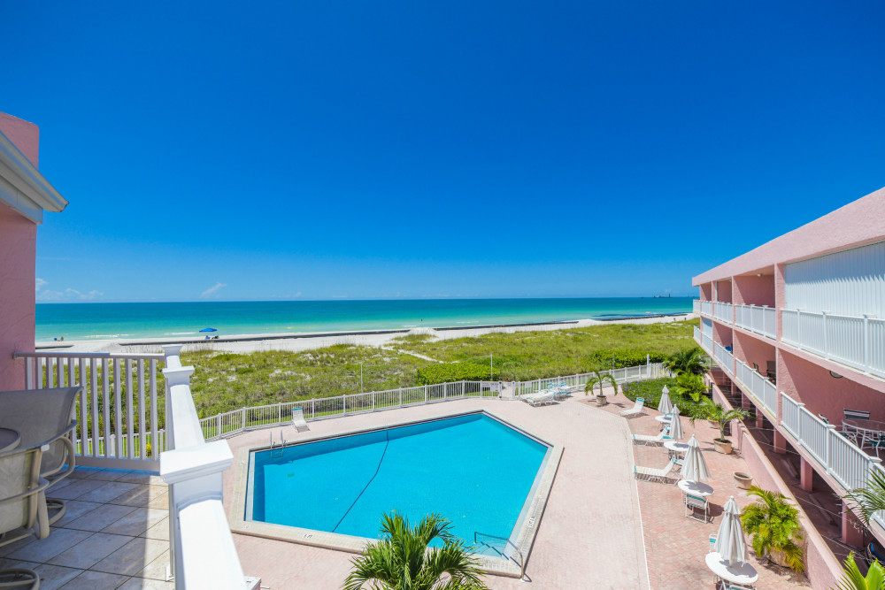 Holmes Beach 326