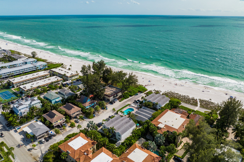Holmes Beach 349