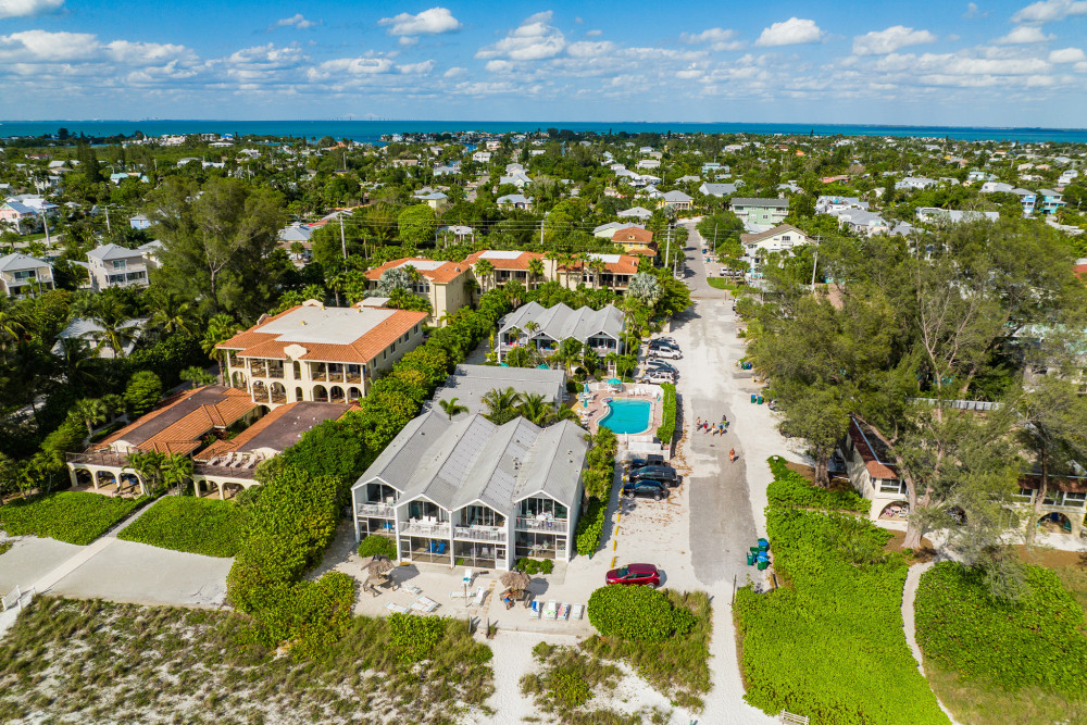 Holmes Beach 349