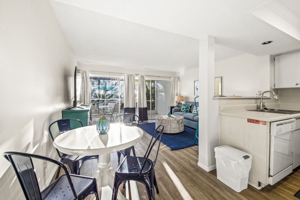 Holmes Beach 349