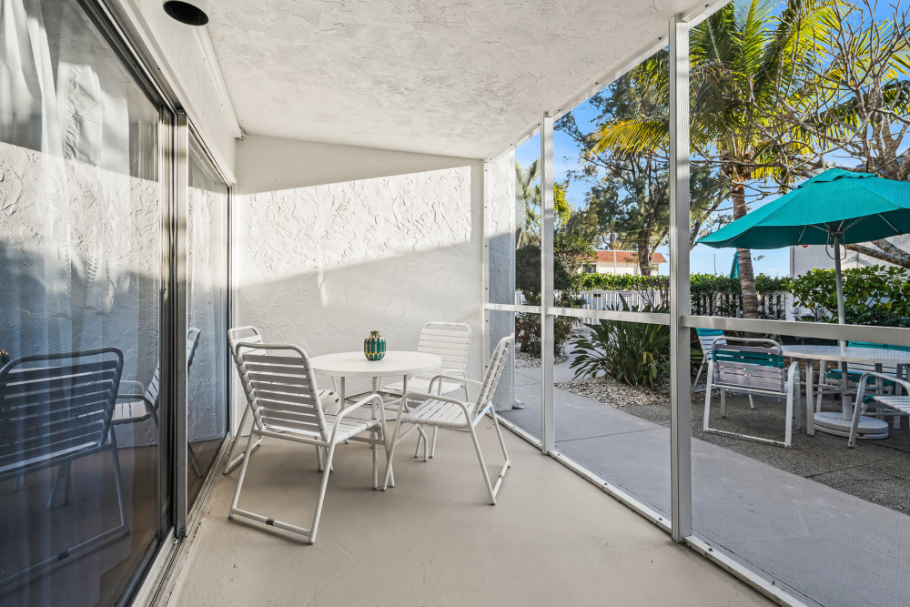 Holmes Beach 349