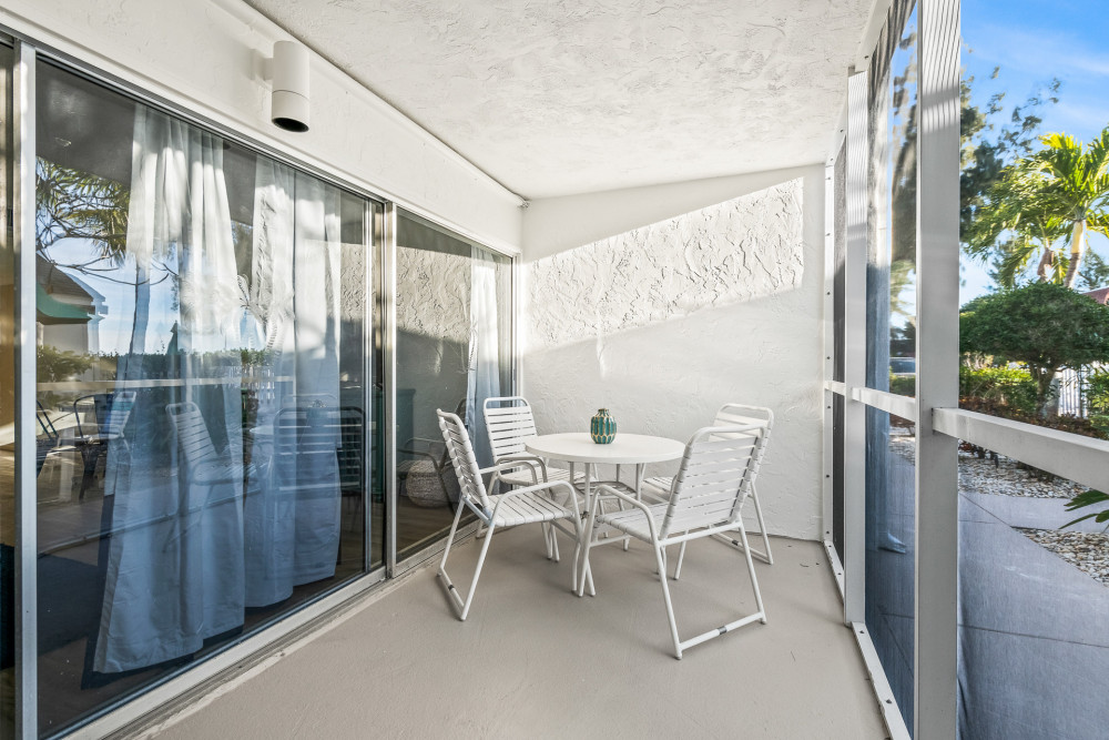 Holmes Beach 349