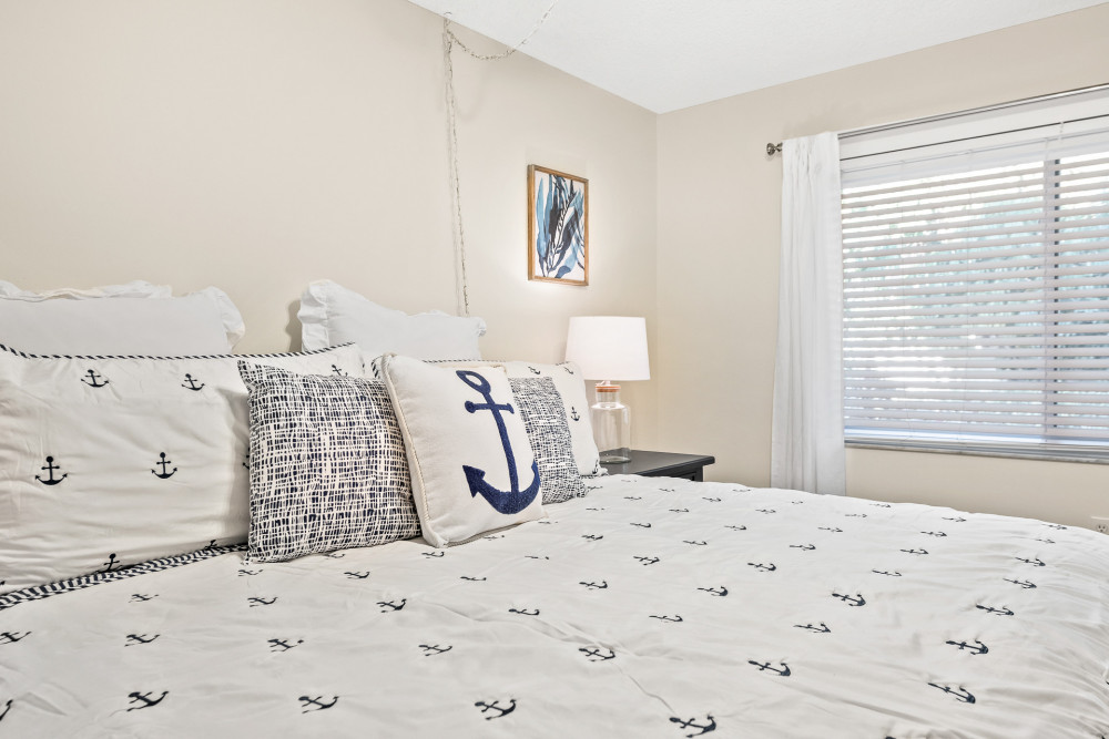 Holmes Beach 349