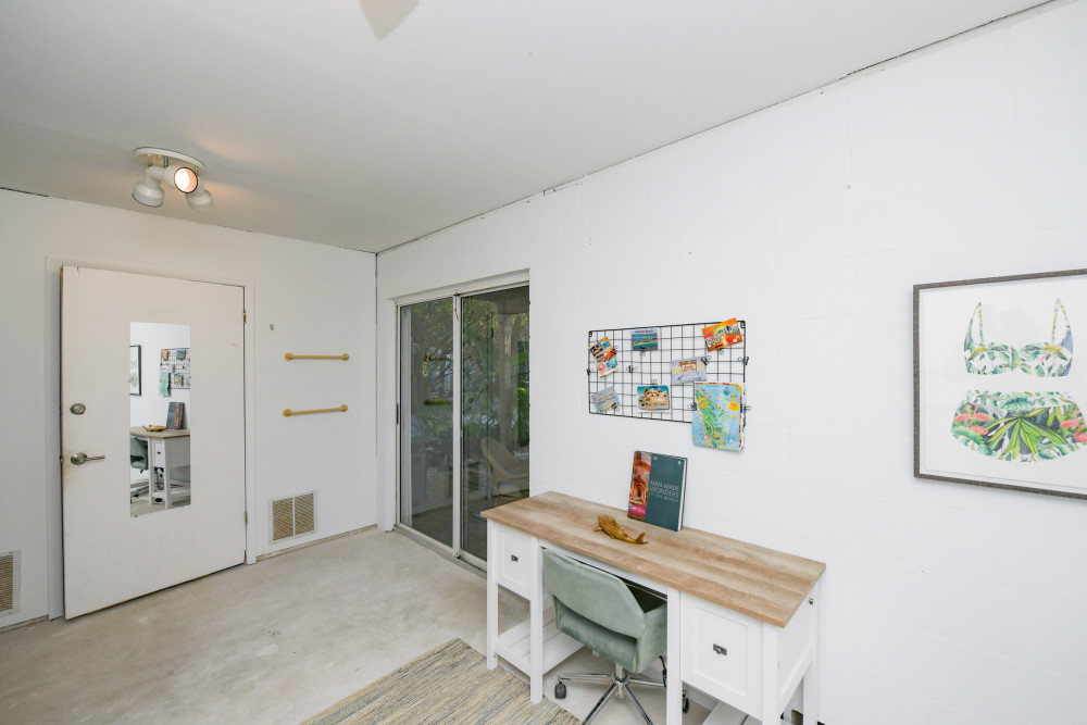 Holmes Beach 257
