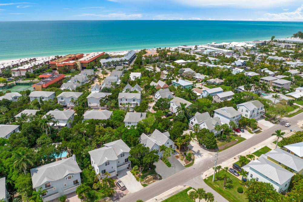Holmes Beach 257