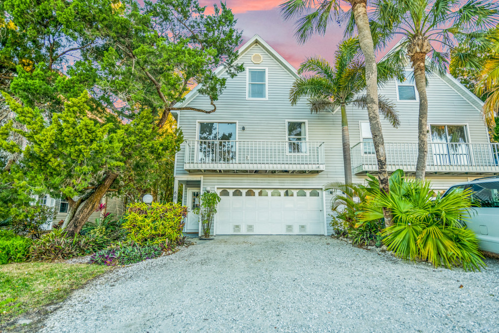 Holmes Beach 257