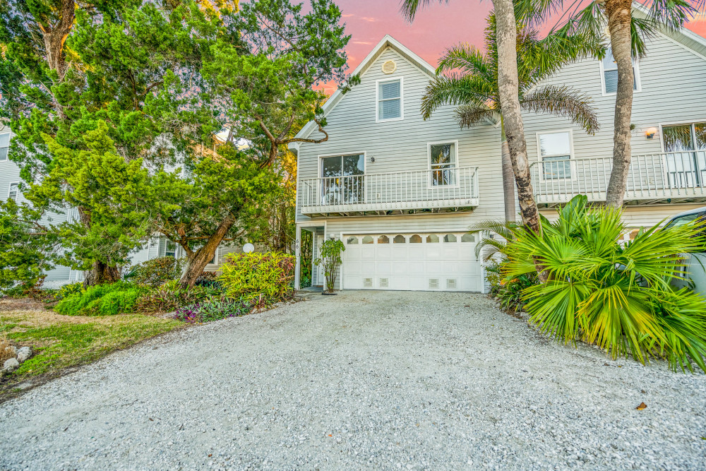 Holmes Beach 257