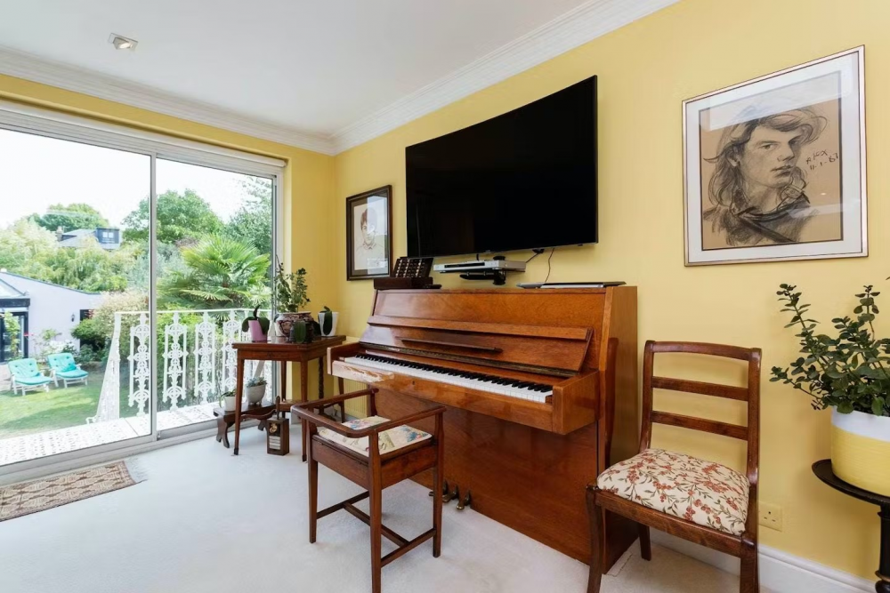 The Gallery of Colour