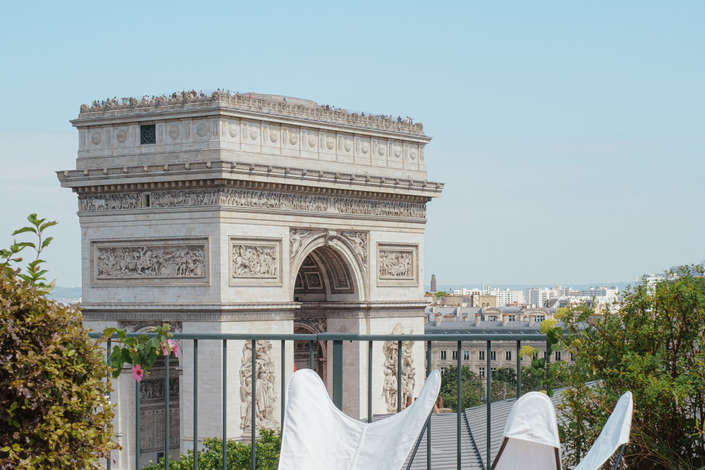 Rooftop Views of the Arc de Triomphe