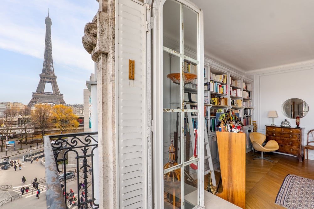 Impressions of the Eiffel Tower