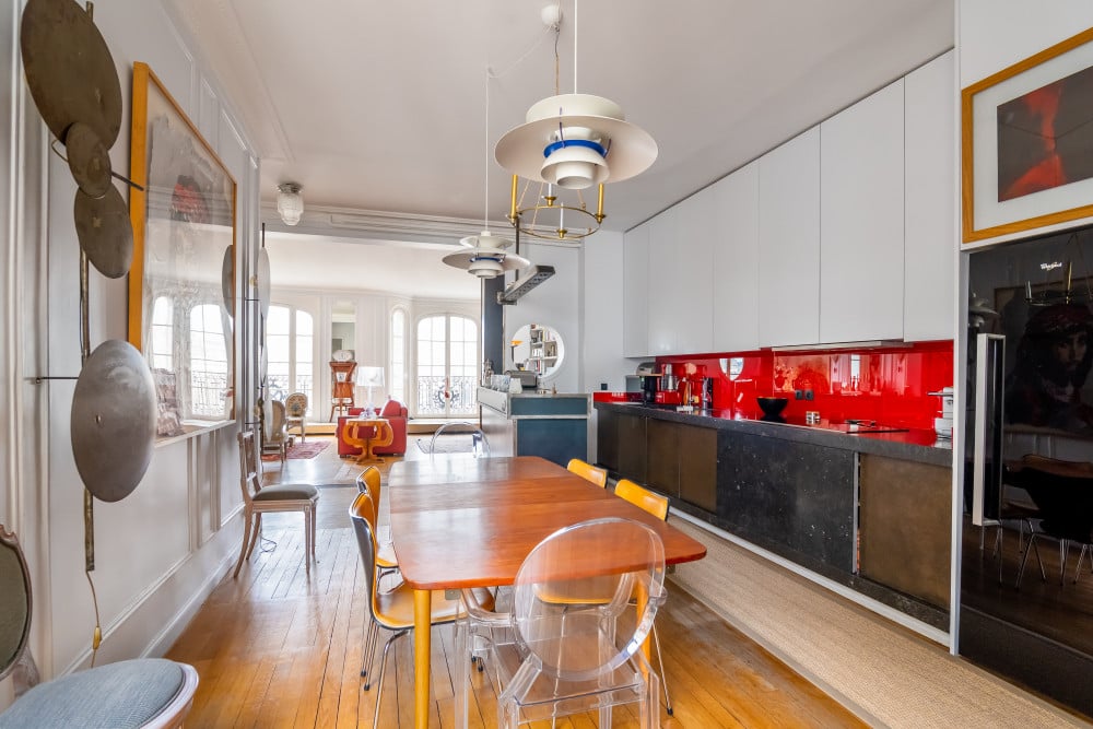 Impressions of the Eiffel Tower