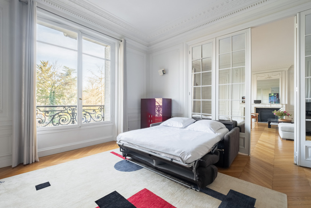 Enlightened Elegance